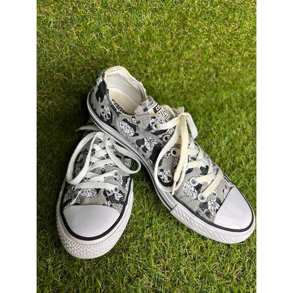 Converse All Star Low Top Black Gray and White Geometric Panda Print Sneakers 9 - Picture 11 of 11